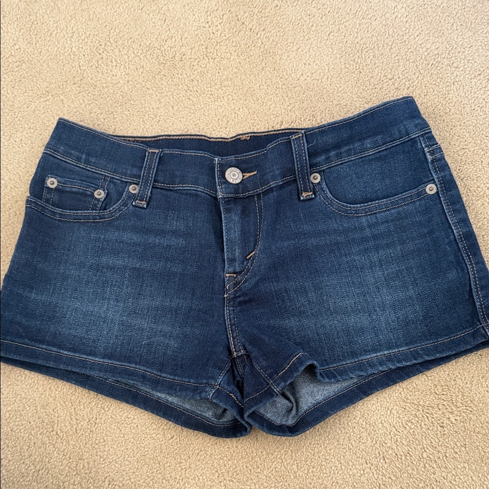 Levi’s Women’s shorts